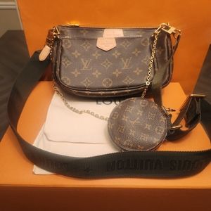 Louis Vuitton Multi Pochette Accessories Purse